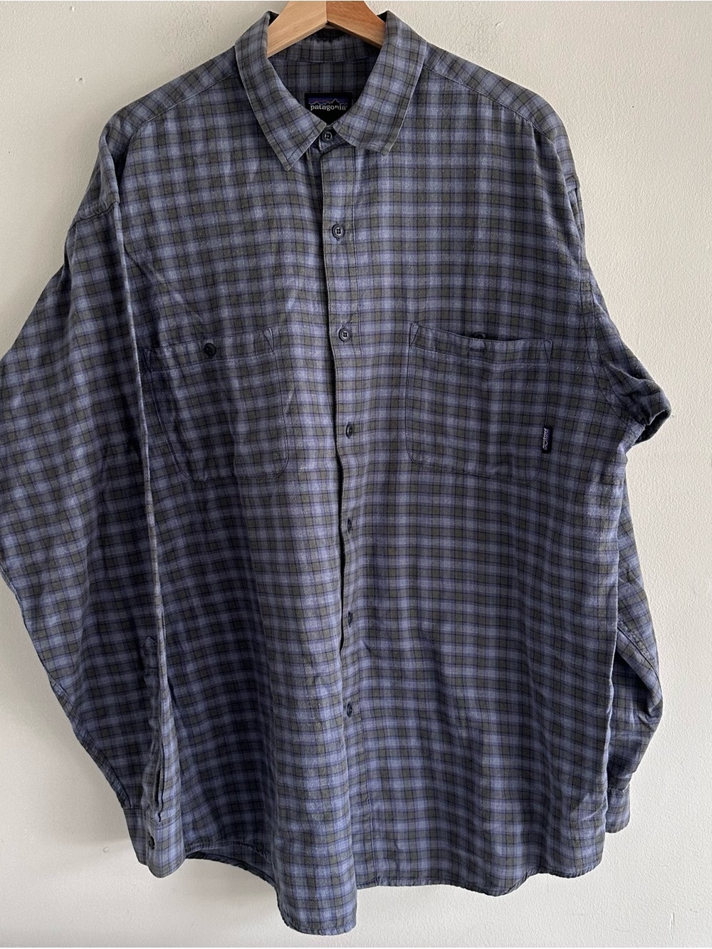 Patagonia Men's Gray and Blue Plaid Button-Down Shirt